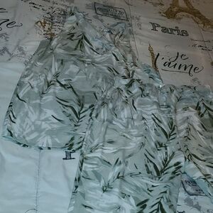 Nicole Miller Green Leaf Print Pajama Set